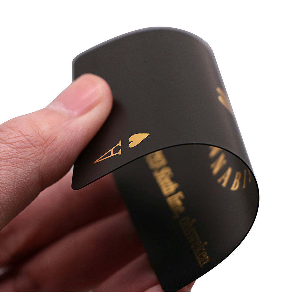 OEM/ODM Customizable Design Black-gold PVC Plastic Waterproof Playing Cards Black Gold - Product detail